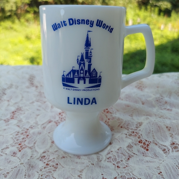 Vintage LINDA Name Mug Walt Disney World Souvenir Milk Glass Footed Mug - Picture 2 of 9